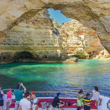 V4, Jardins Branqueira4 Near Beach, *