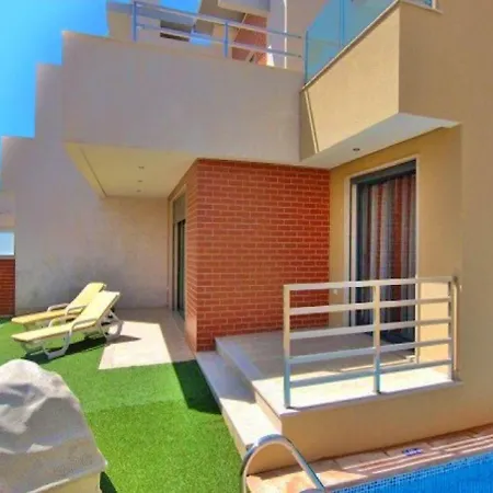 V4, Jardins Branqueira4 Near Beach,