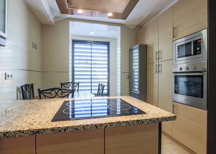 V4, Jardins Branqueira4 Near Beach,