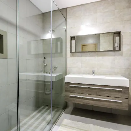 Villa V4, Jardins Branqueira4 Near Beach, *