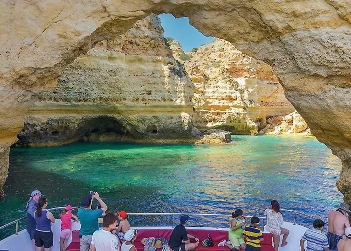 V4, Jardins Branqueira4 Near Beach, *