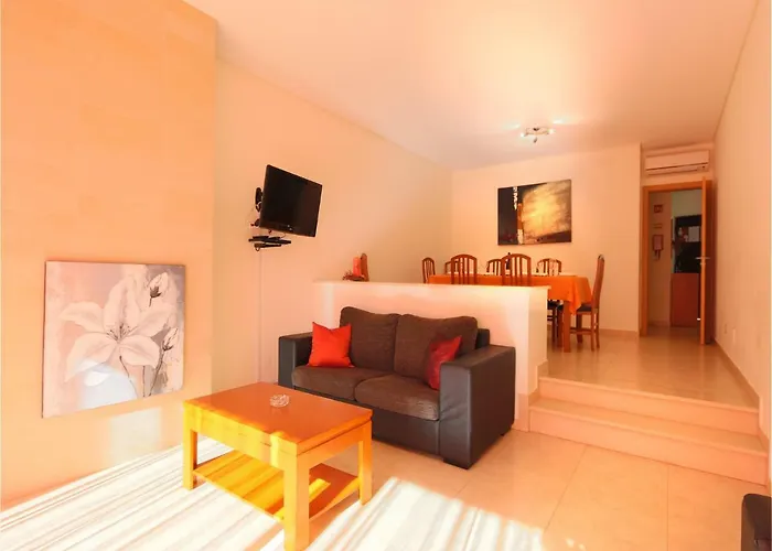 V4, Jardins Branqueira4 Near Beach, Βίλα Αλμπουφέιρα