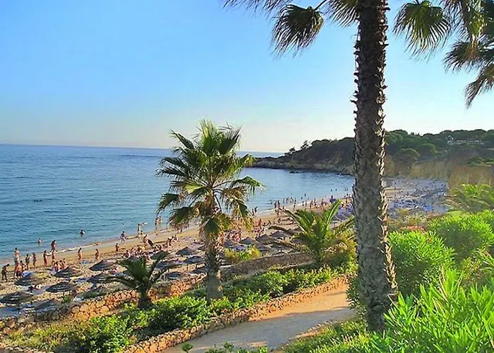 V4, Jardins Branqueira4 Near Beach, Villa